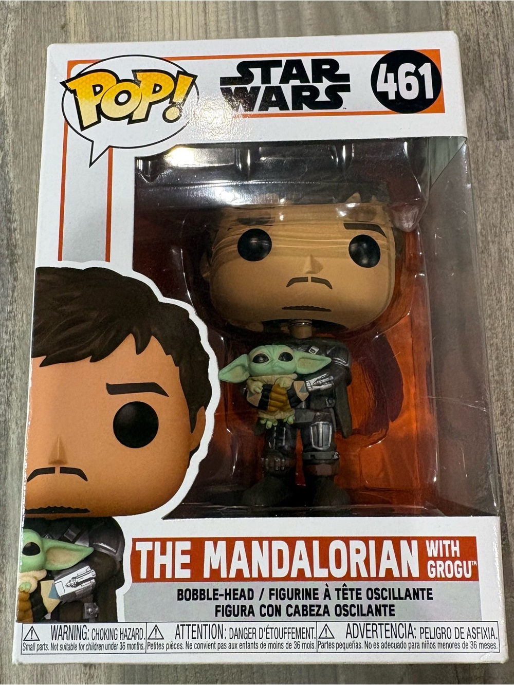 Funko Pop Star Wars The Mandalorian with Grogu #461 Vinyl Bobble-head Vinyl
